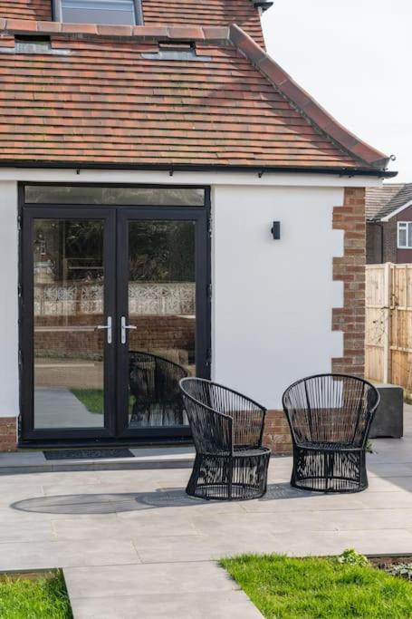 Home By The Sea In Rustington Bagian luar foto