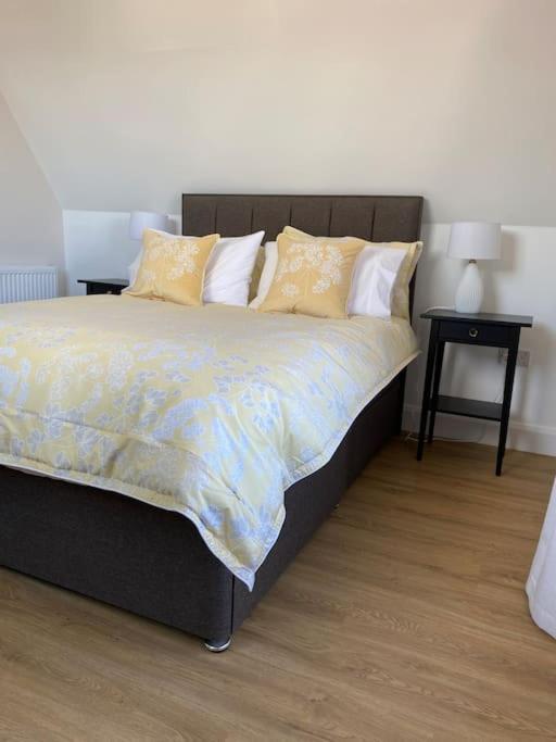 Home By The Sea In Rustington Bagian luar foto