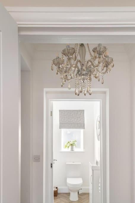 Home By The Sea In Rustington Bagian luar foto