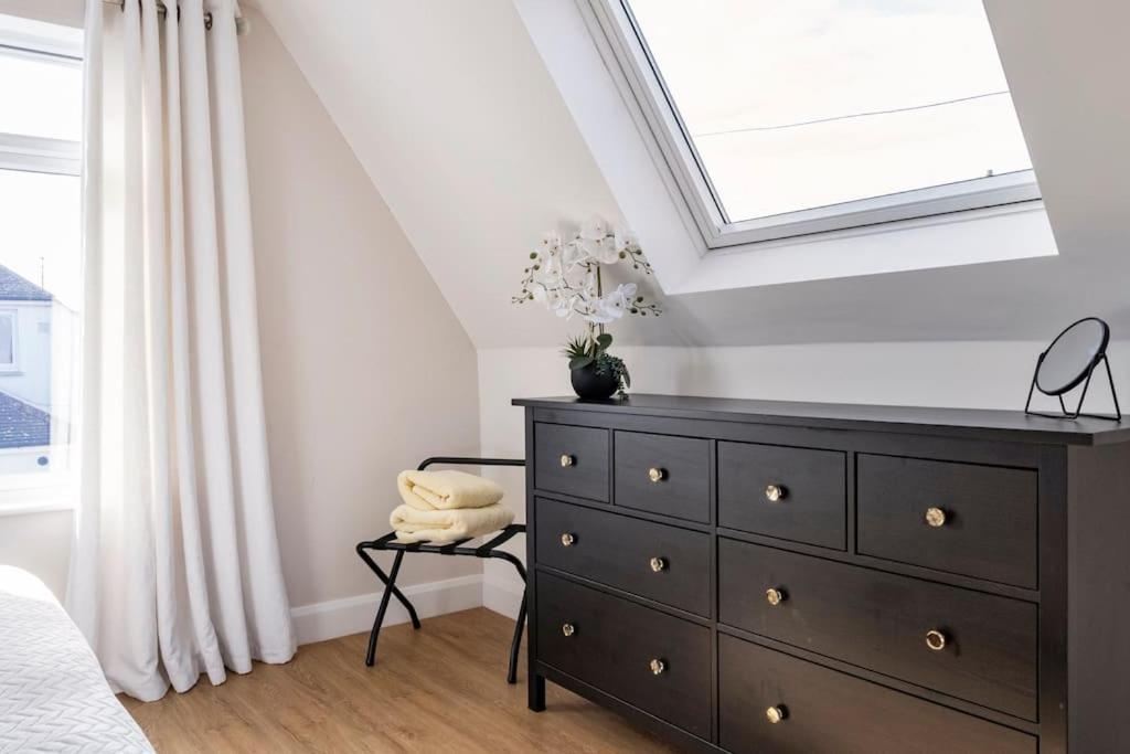 Home By The Sea In Rustington Bagian luar foto